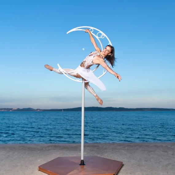 prestation artistique , artiste cirque , événementiel , cote d'azur